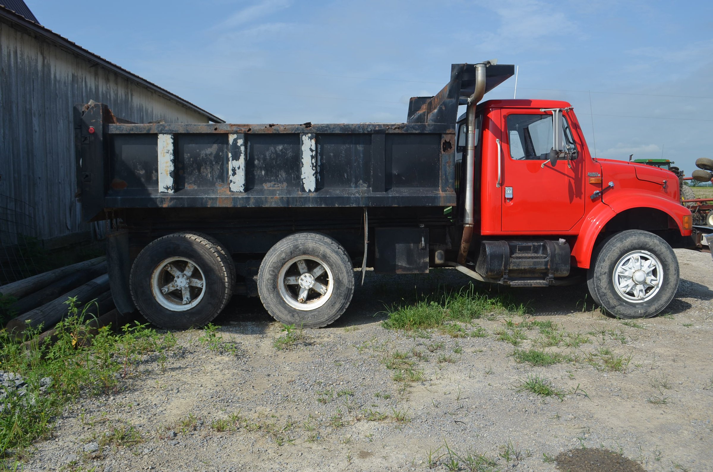 Property photo 44 - FARM EQUIPMENT AUCTION IN PAULDING CO., OHIO